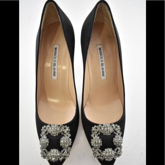 MANOLO BLAHNIK Bejeweled Blk Satin Stiletto Pumps - Picture 4 of 13